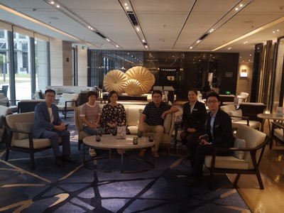 深化校企合作，共育酒店人才——我院領(lǐng)導(dǎo)及酒店管理專業(yè)教師赴學(xué)生實(shí)習(xí)酒店調(diào)研