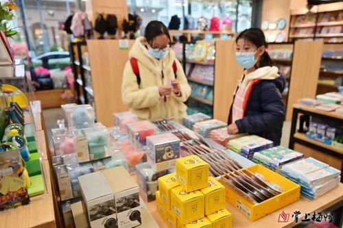 開學經(jīng)濟火熱，電子產(chǎn)品銷售迎來高峰 你的必備物品清單齊了嗎？